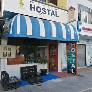 La Casa De Luis Ostello Puerto Baquerizo Moreno